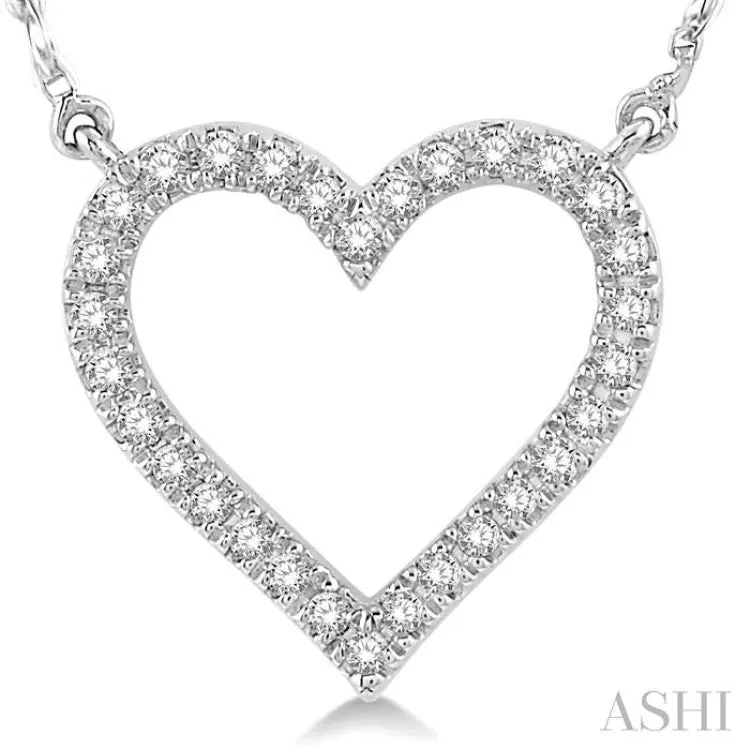 1/6 Ctw Heart Shape Round Cut Diamond Necklace in 10K White Gold