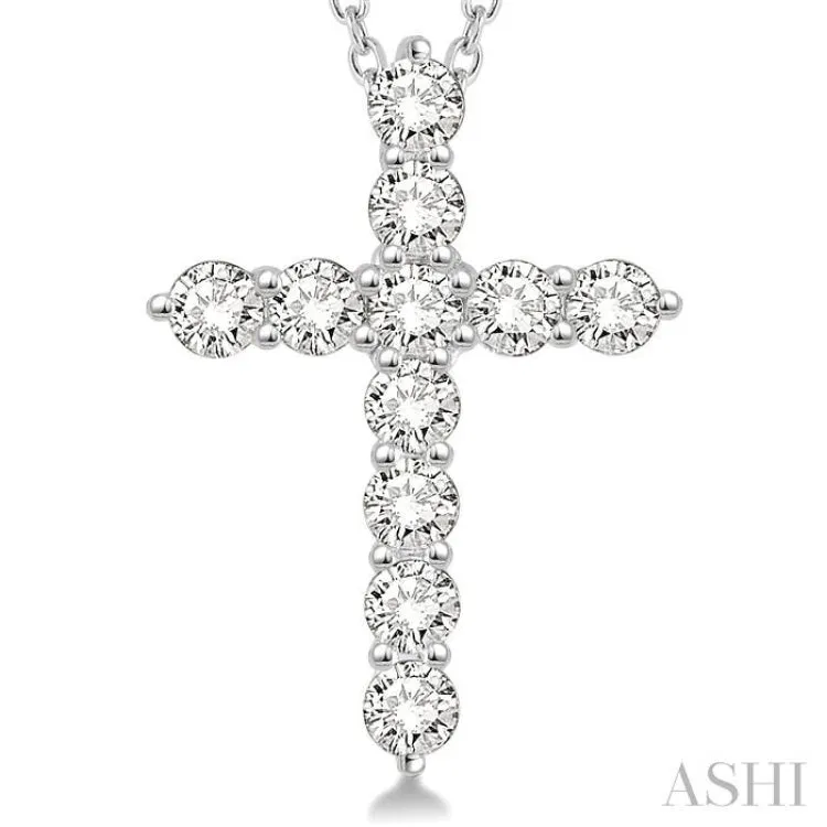 2 Ctw Round Cut Diamond Cross Pendant in 14K White Gold with Chain