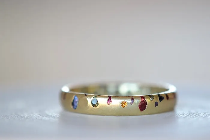 Classic Rainbow Confetti Ring Size 8