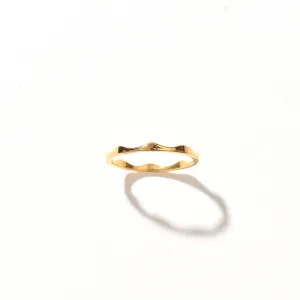 Daphne Wave Ring