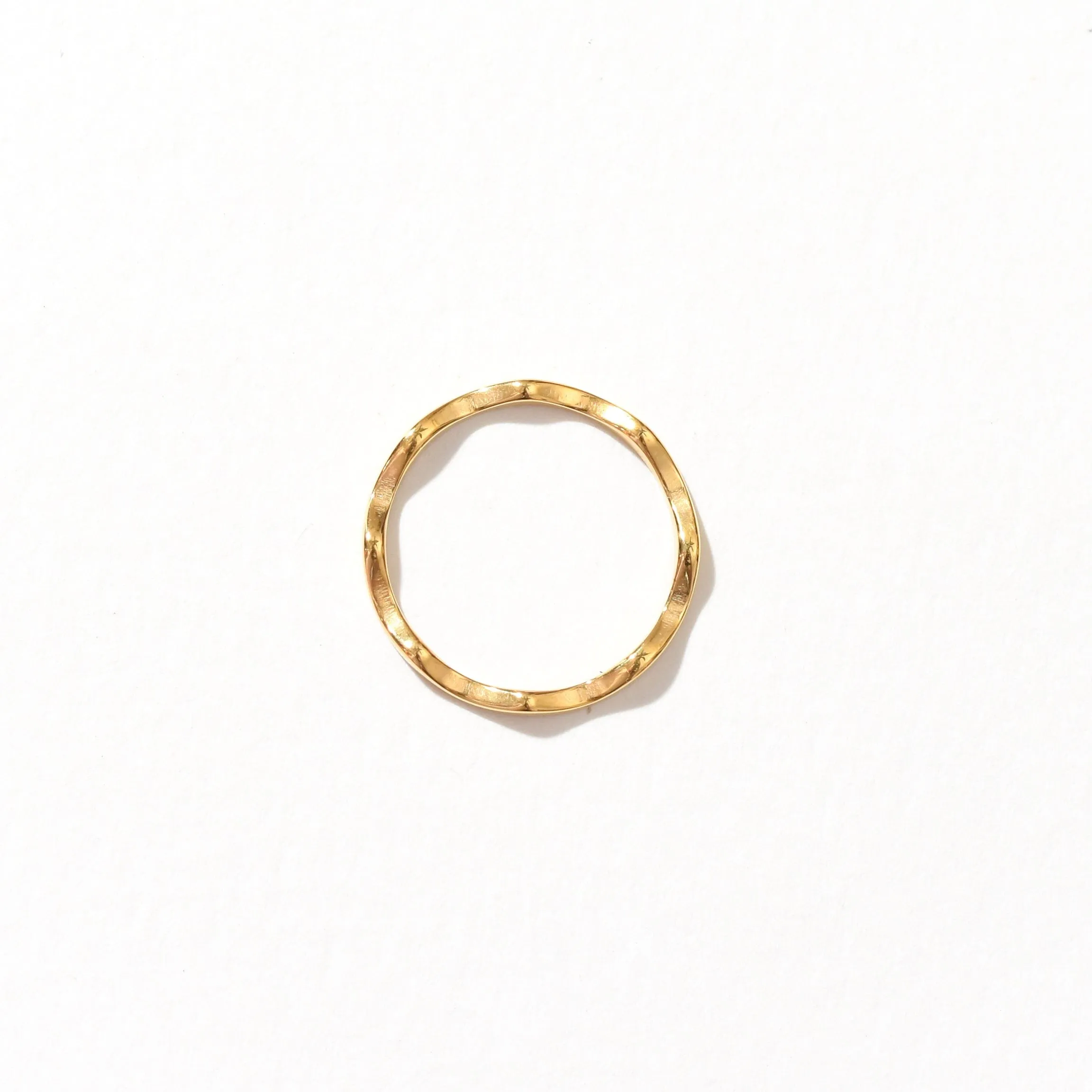 Daphne Wave Ring