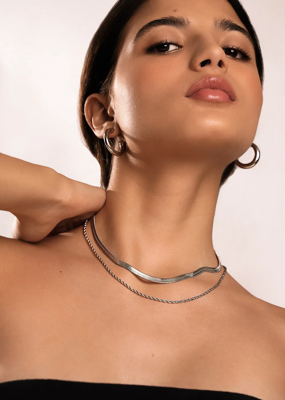 Fine Herringbone Necklace In Silver