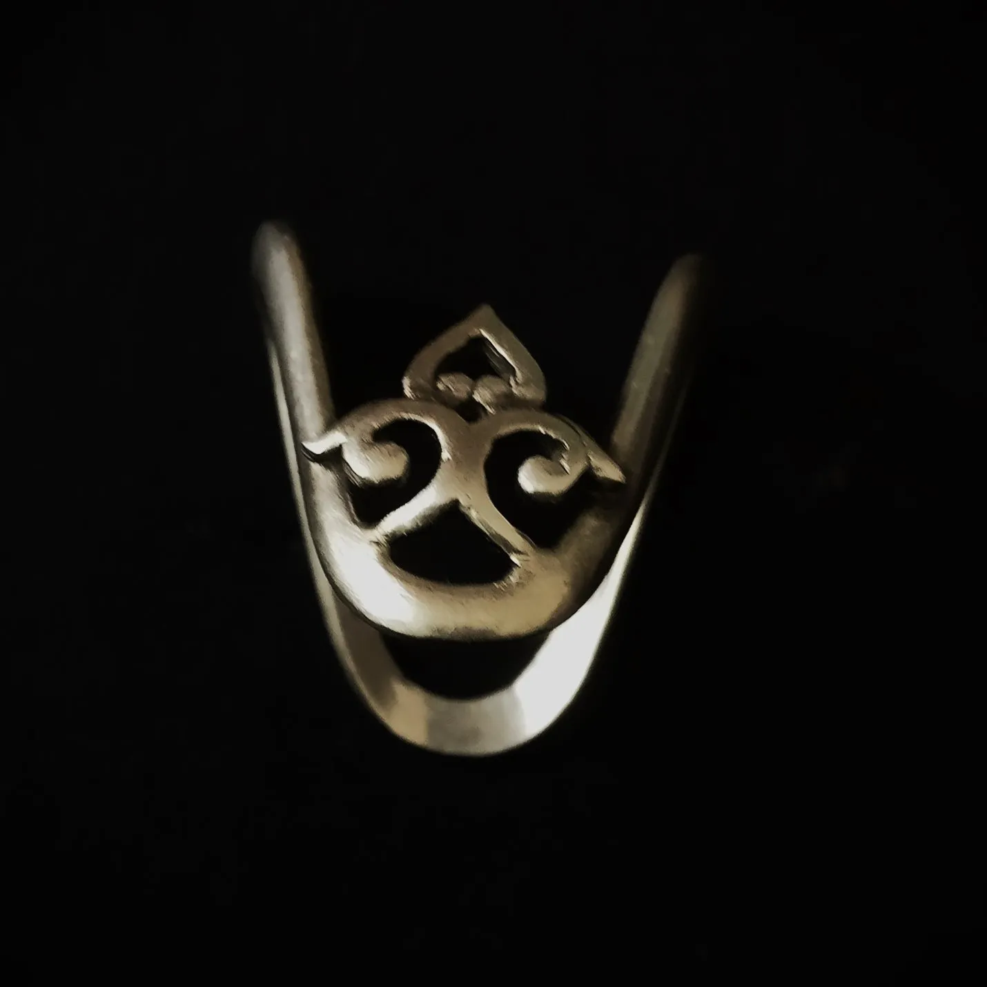 Jaali Heirloom Ring