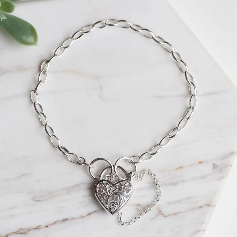 Link Chain Bracelet with Filagree Heart Lock