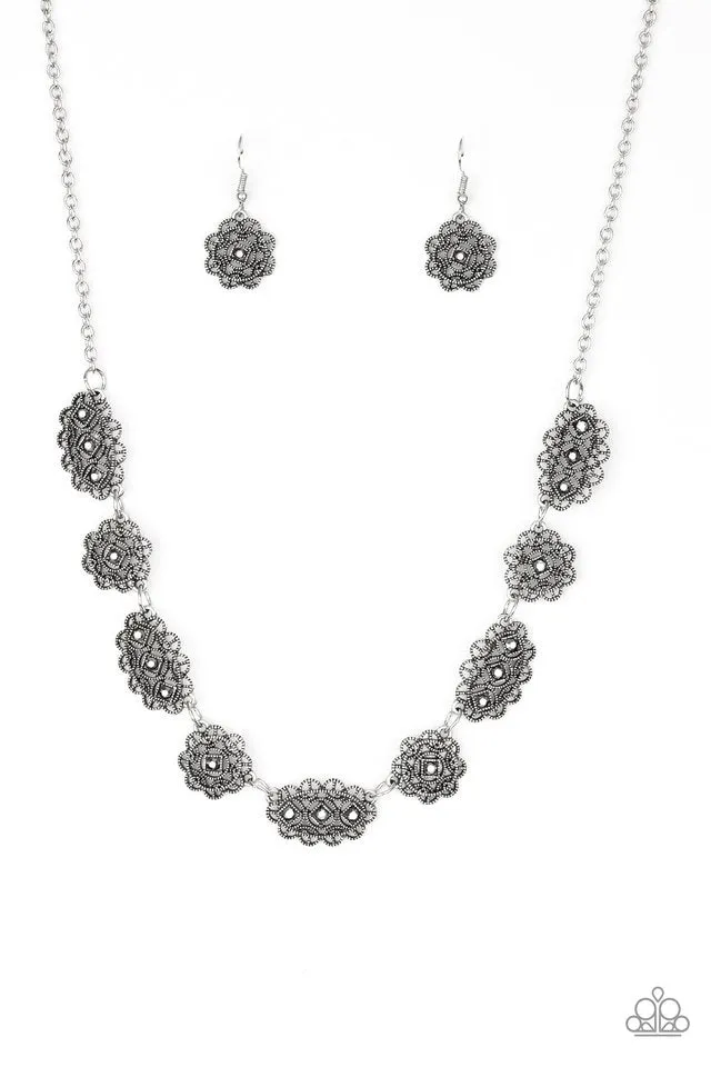 Paparazzi Necklace ~ Vintage Vogue - Silver