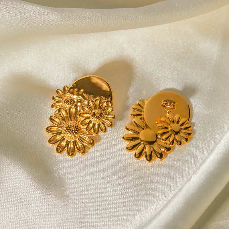 Pitch In Daisy Flower Gold Pin Earrings JLT12867