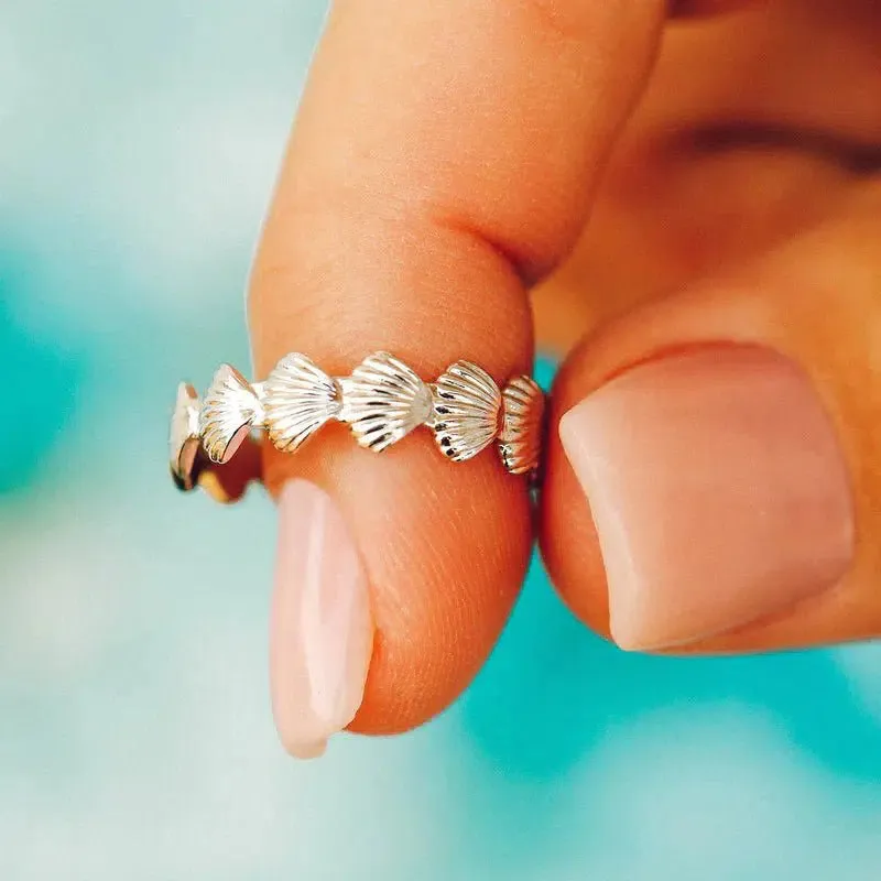 Pura Vida Clam Shell Ring