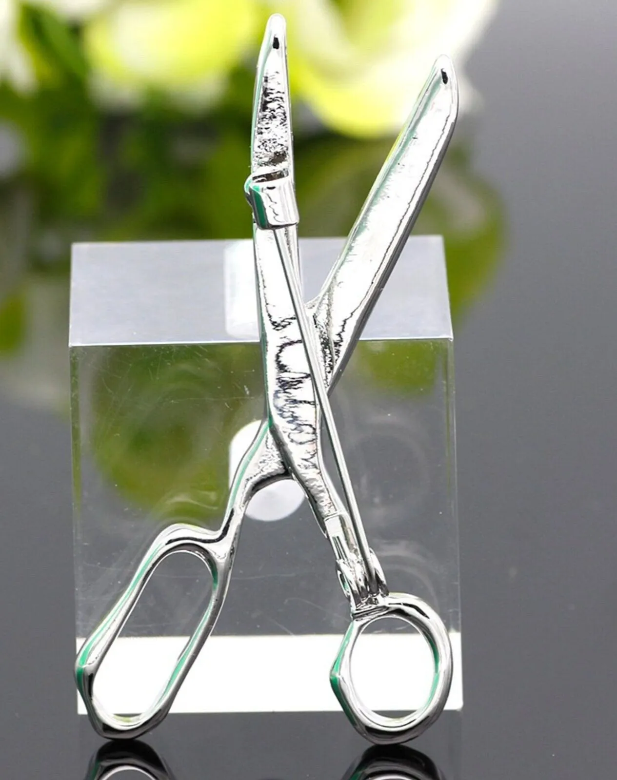 Scissors brooch vintage look gold silver plated suit coat broach collar pin gg56