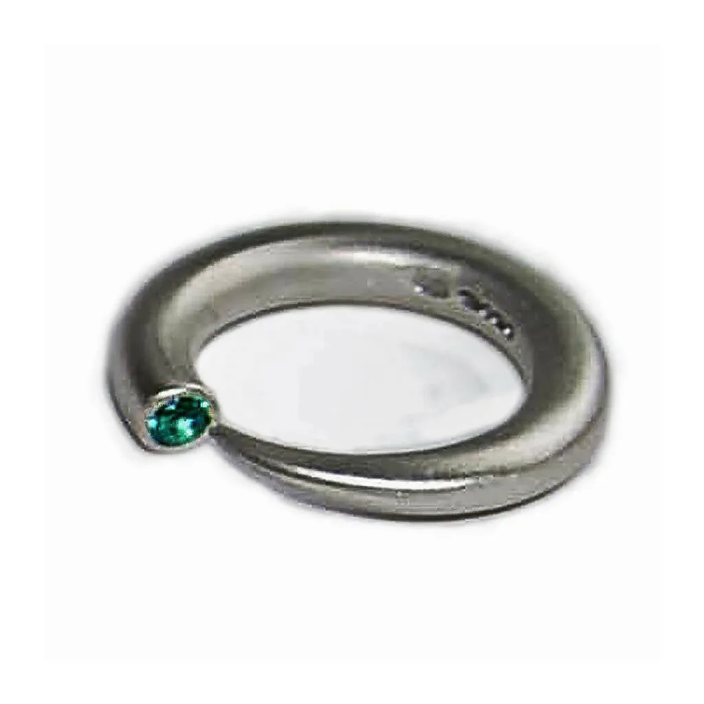 Tapering Silver Wiggly Ring with Blue Topaz