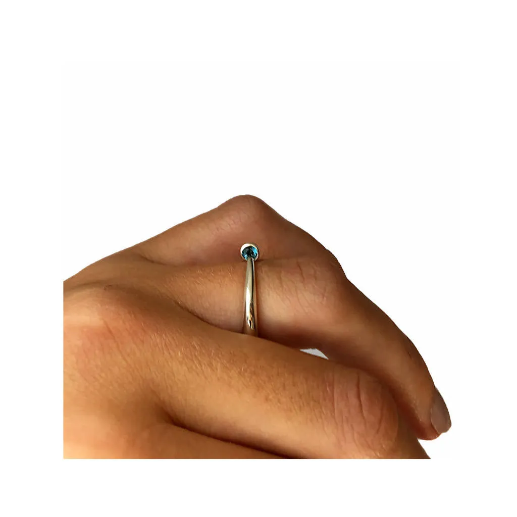 Tapering Silver Wiggly Ring with Blue Topaz