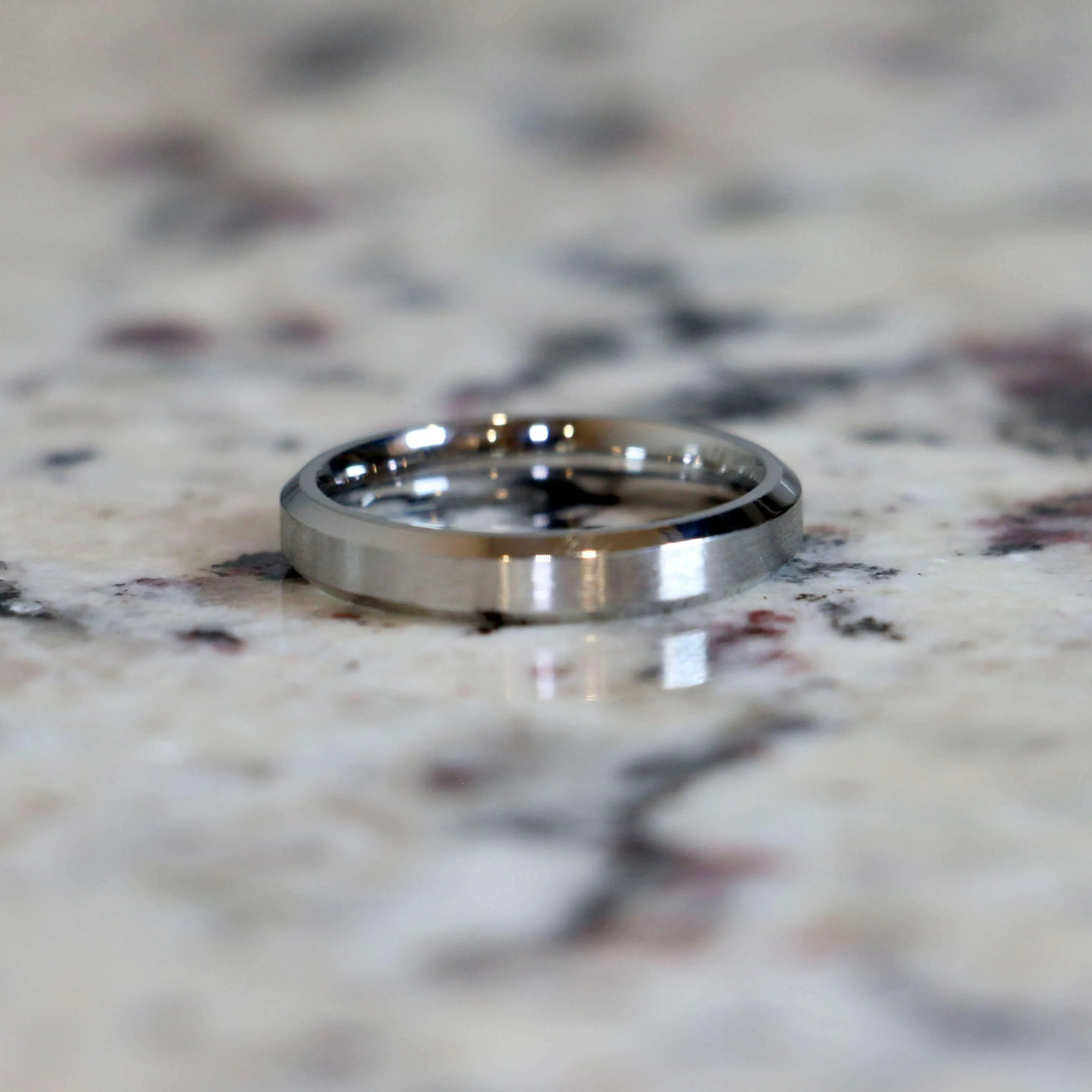 The Slim Basic (Colored) | Women's Wedding Rings