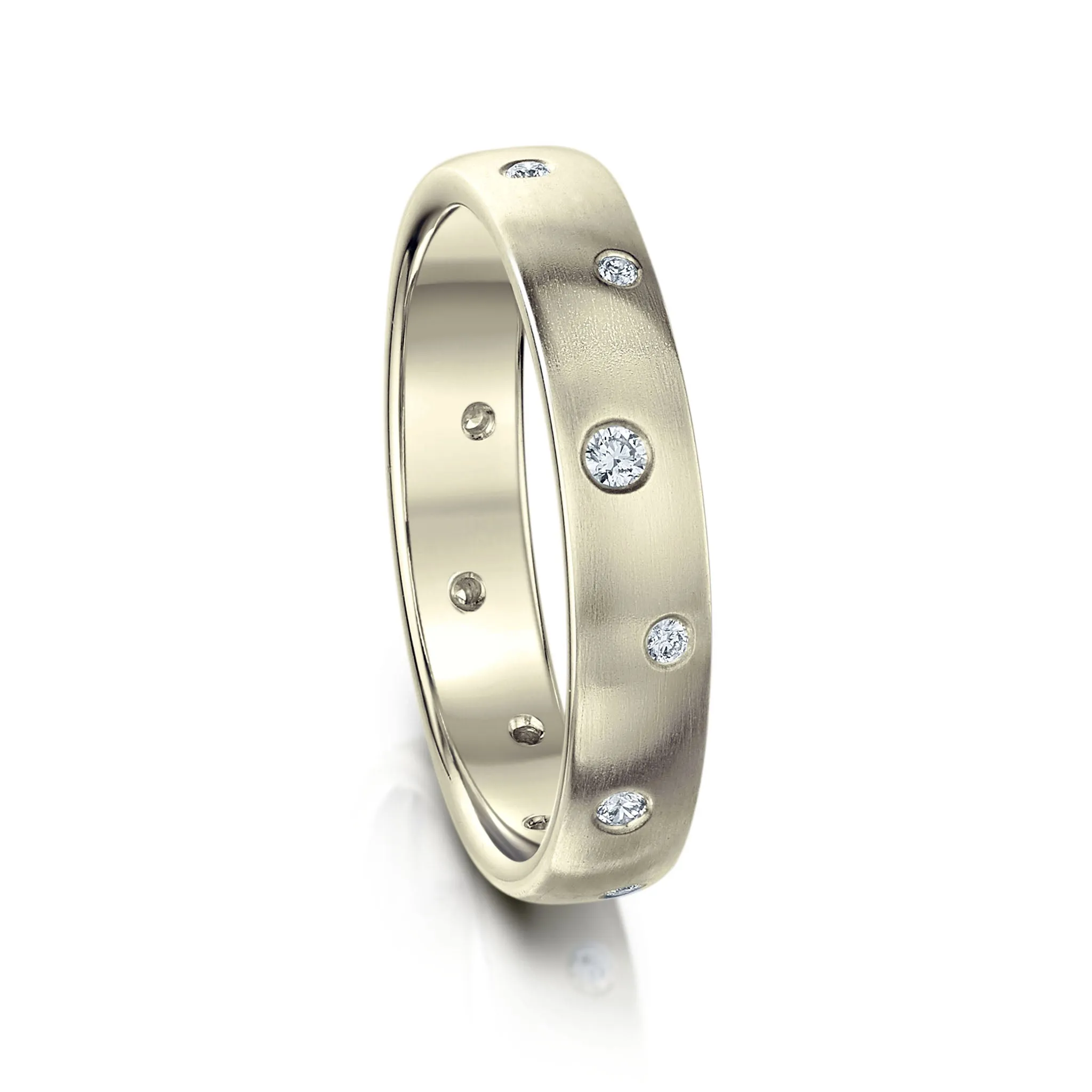 Traditional 12-diamond 4mm Constellation Ring in 18ct White Gold