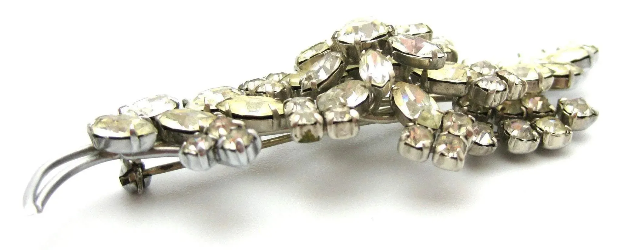 Vintage 1950s Diamante Flower Brooch