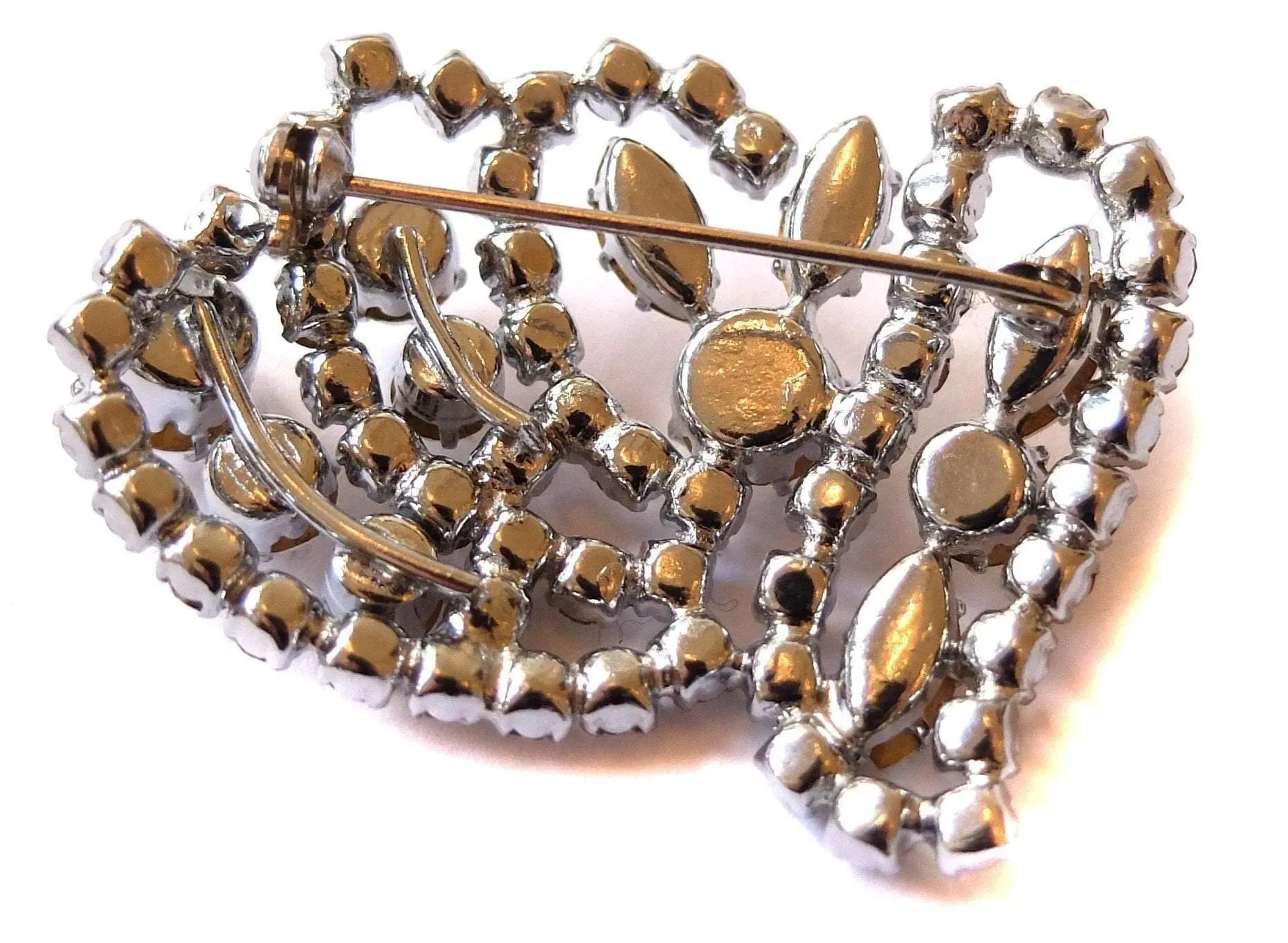 Vintage 1950s Diamante Swirl Brooch